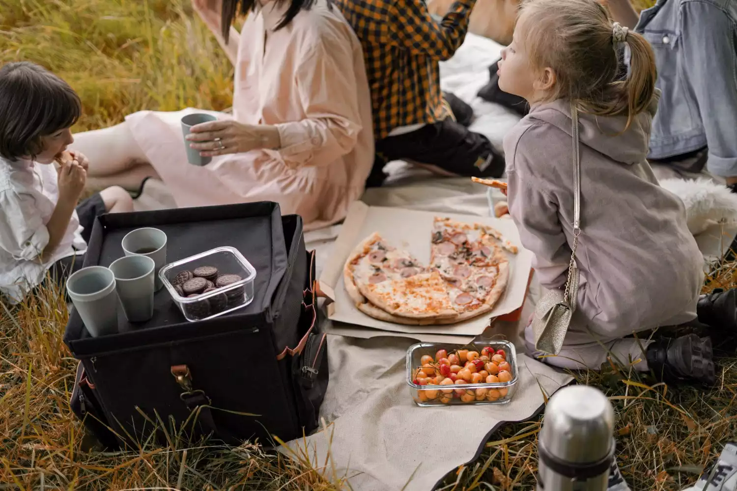 most comfortable picnic blanket